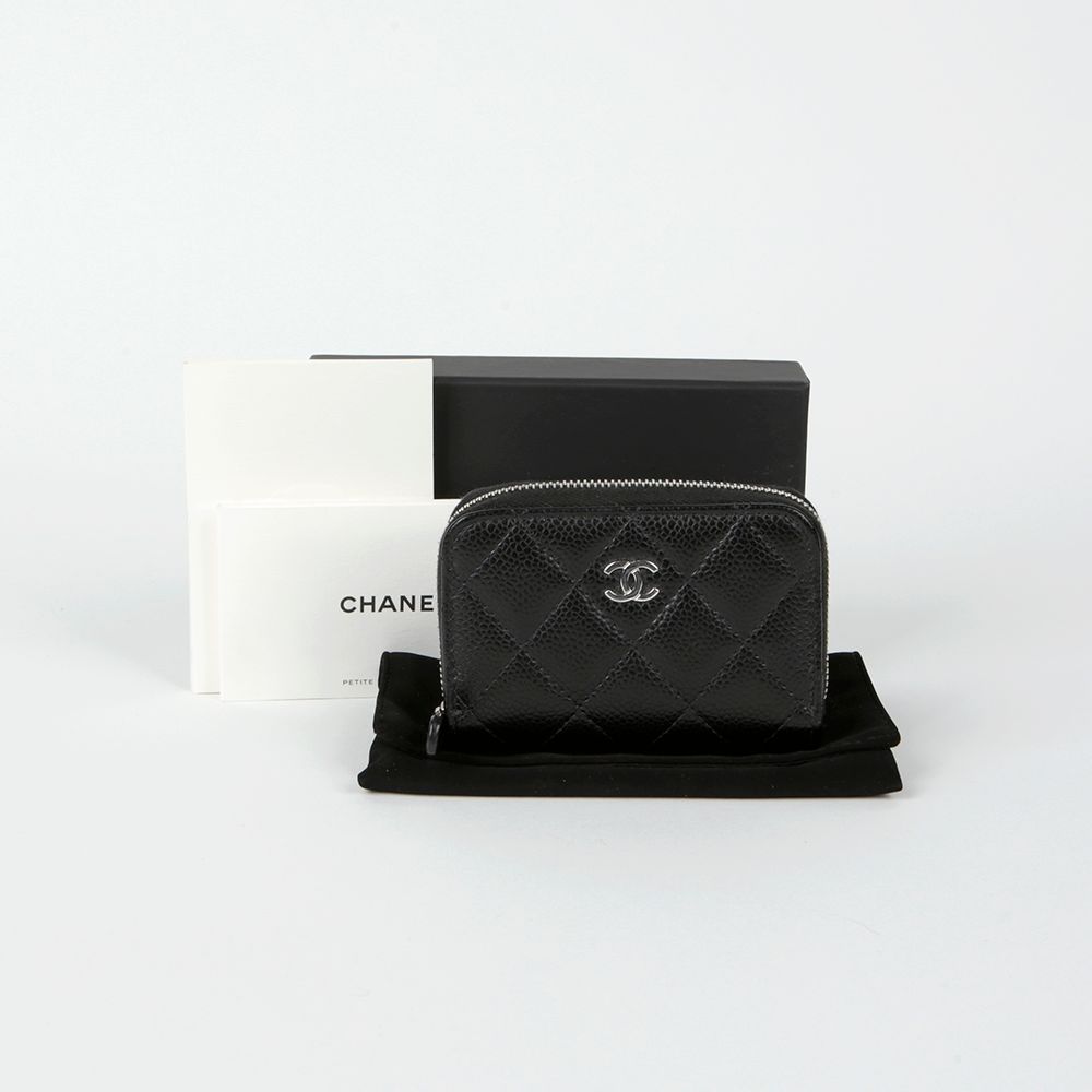 CHANEL Caviar Skin Classic Zip Coin Wallet AP0216