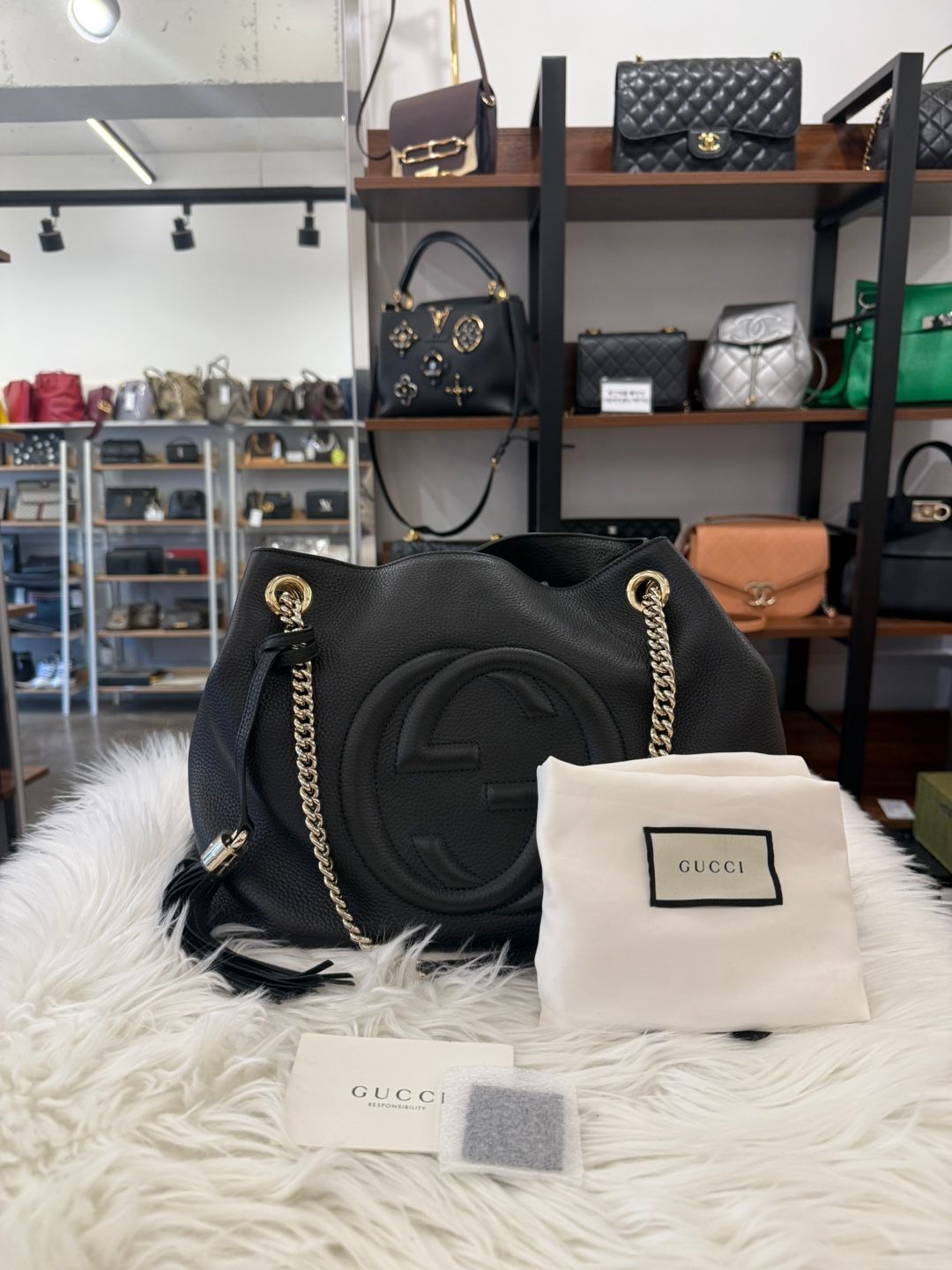 Gucci Tassel Chain Shoulder Bag Black (308982)