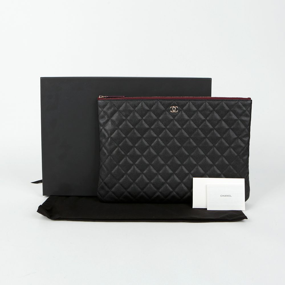 CHANEL Classic Large Clutch with Caviar Skin A82552