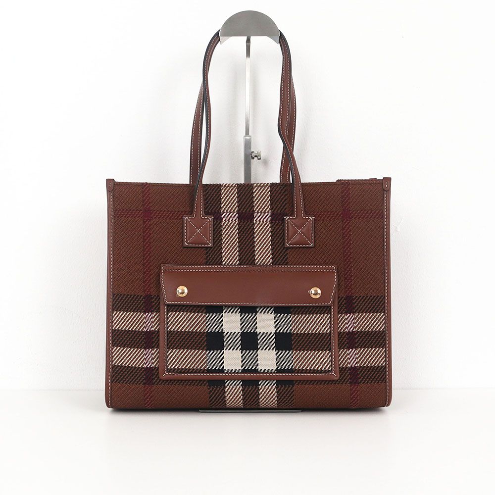 Burberry Checkered Knit Tote Bag 8049133