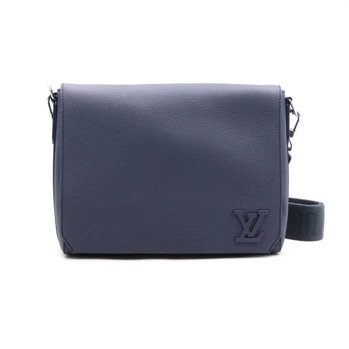 Louis Vuitton Men's Messenger Crossbody Bag LV Airglam Navy Leather M21363
