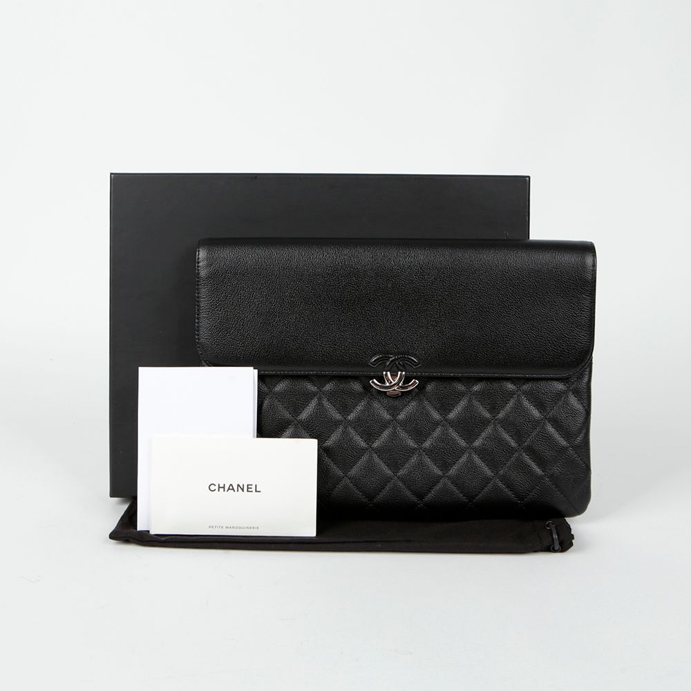 CHANEL Caviar Skin Urban Flap Clutch A84430