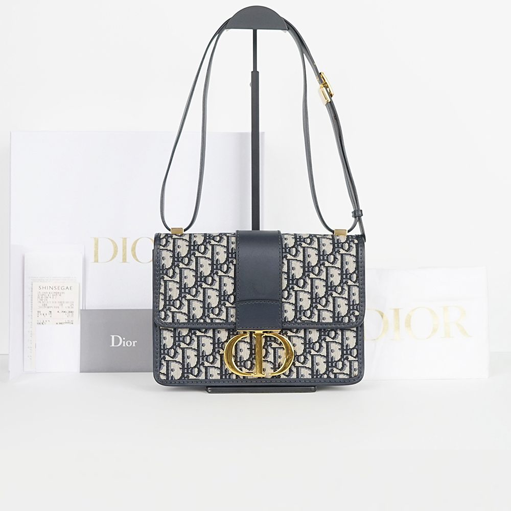 Dior Montaigne Shoulder Bag M9203UTZQ