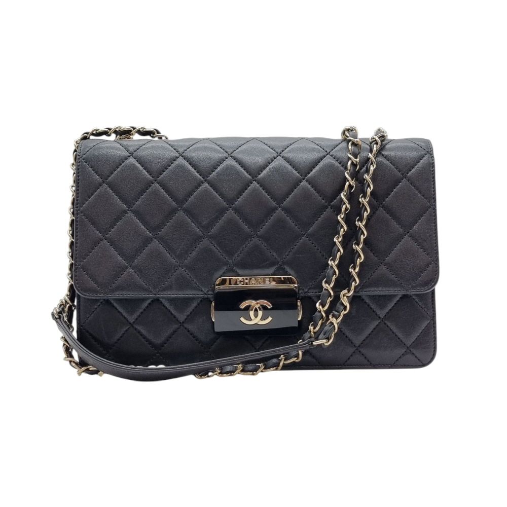 CHANEL Beauty Lock Chain Flap Shoulder Bag CHB040260 A93223