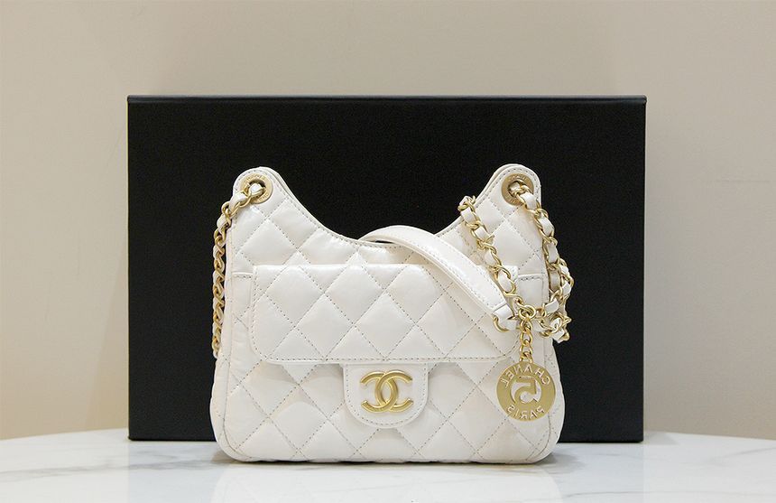 CHANEL Shiny Crumpled Season Hobo Bag Small Shoulder Crossbag AS4323