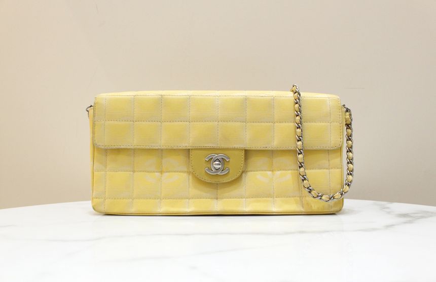 CHANEL Fabric Yellow Chain Flap Shoulder Bag 7th A15316 C Grade