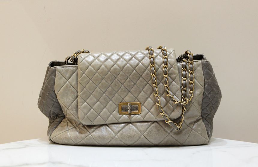 CHANEL Vintage Accordion Flap Chain Shoulder Bag USED Grade 2.55
