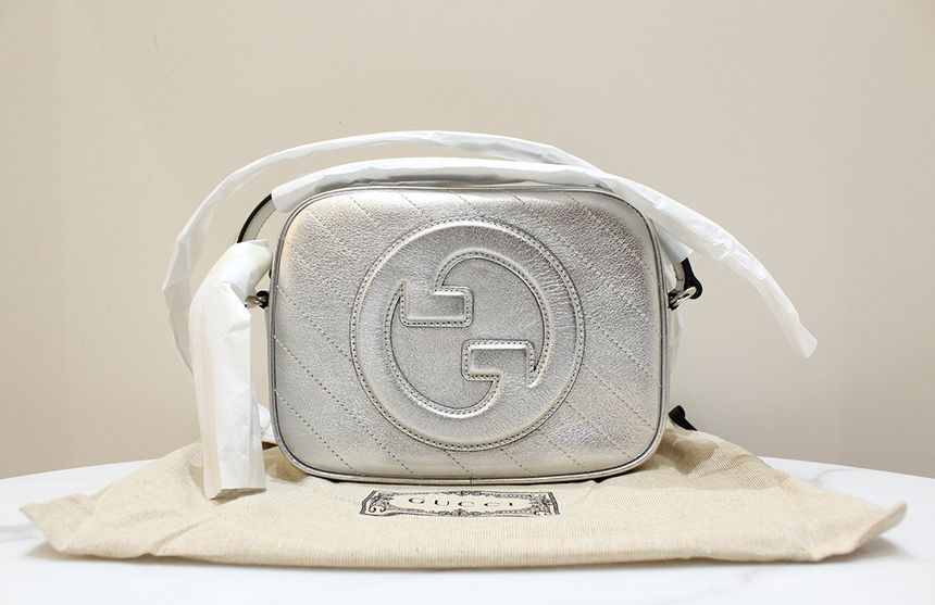 Gucci Blondie Small Metallic Silver Camera Shoulder Crossbody Bag 742360