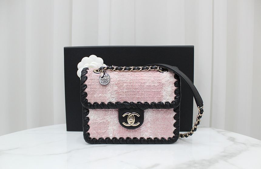 CHANEL Cruise Tweed Charm Pink Mini Flap Shoulder & Crossbody Bag AS2495 A+ Grade