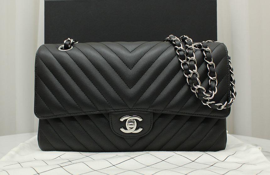 CHANEL Classic Medium Chevron Black Lambskin Shoulder Bag A01112 SKU