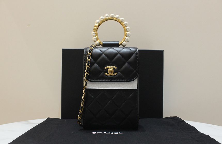 CHANEL Lambskin Pearl Top Handle Chain Flap Tote & Crossbody Bag AP2273 A+ Grade