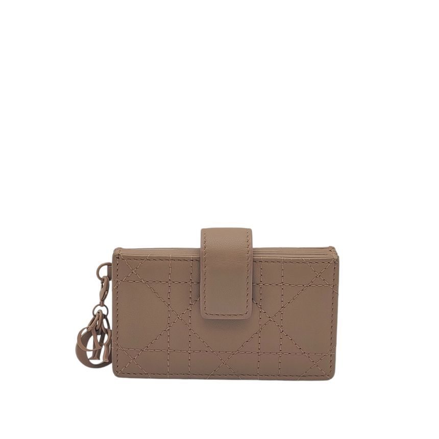 Louis Vuitton Unused Dior Lady Dior Accordion Wallet DIA100418