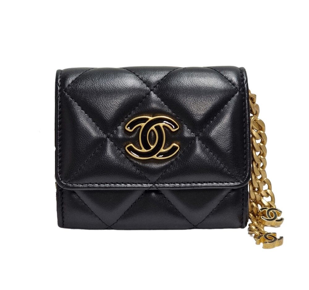 CHANEL CC Flap Mini Chain Wallet 31 Series AP2638