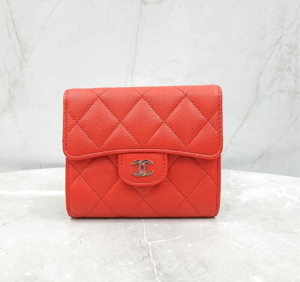 CHANEL Classic Wallet with Gold Accent Caviar AP0231