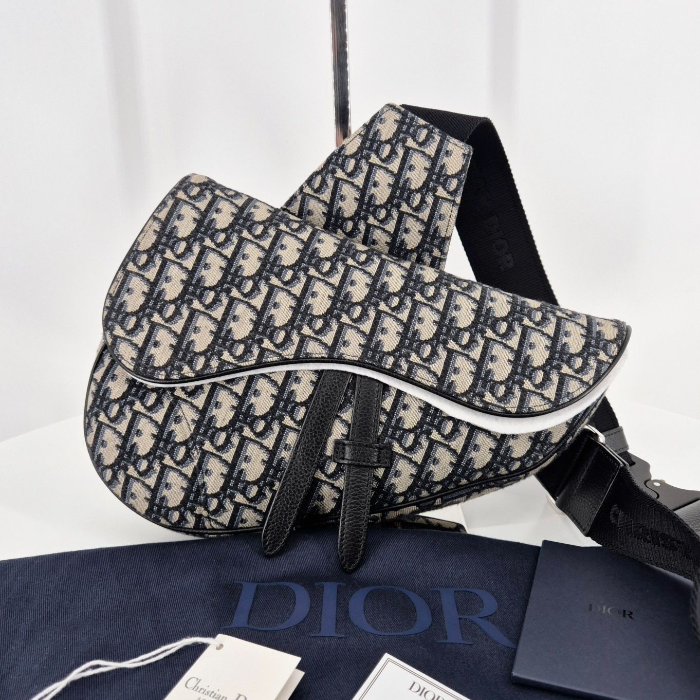Dior Men's Crossbody Saddle Bag (1ADPO093YKY)