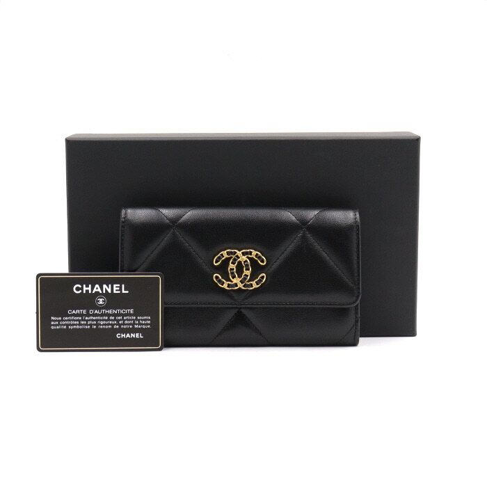 CHANEL Black Lambskin 19 Long Flap Women's Wallet AP0955