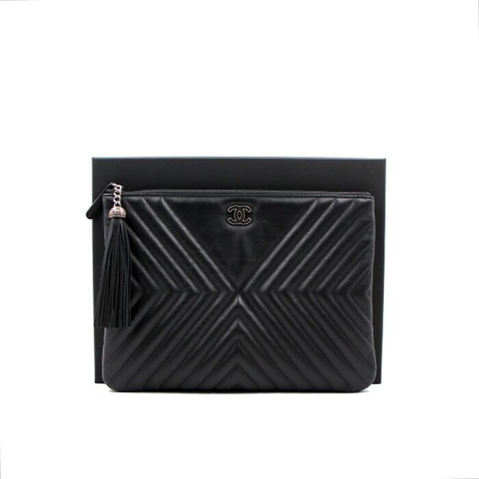 CHANEL Chevron Tassel Medium Clutch Bag A84469