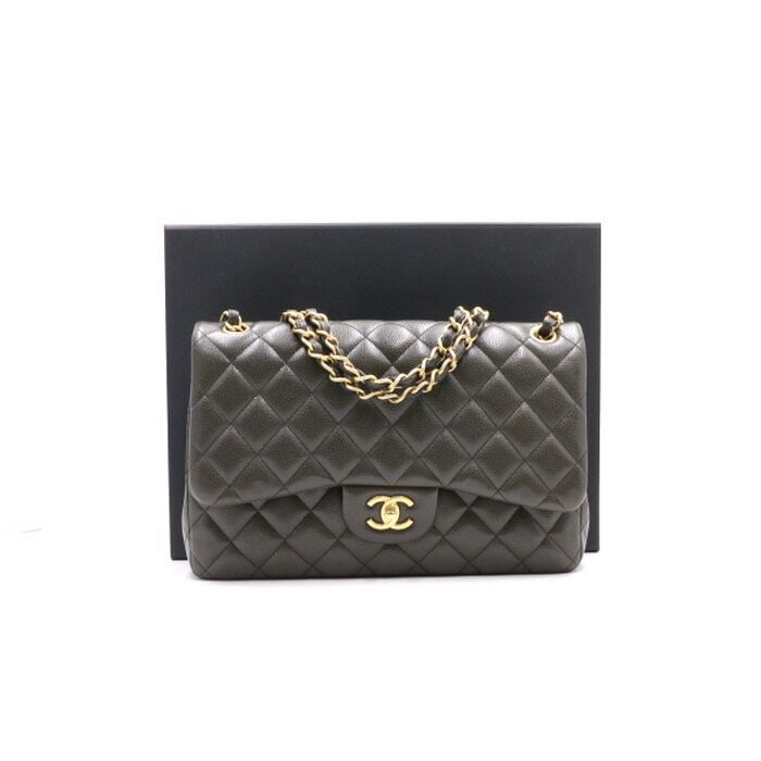 CHANEL Chain Shoulder Bag with Gold Hardware AA32091