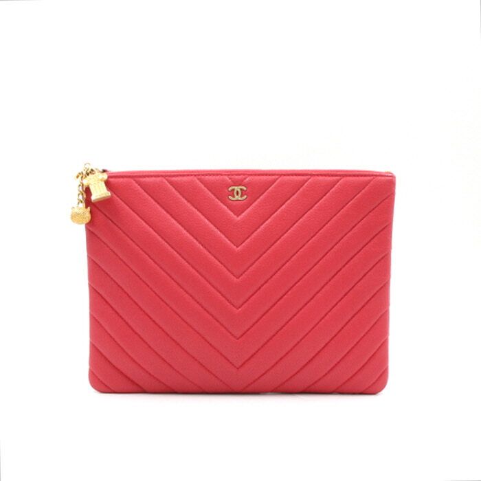 CHANEL Chevron Caviar New Medium Clutch Bag A82545