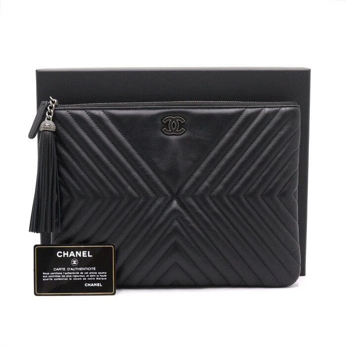 CHANEL Chevron Tassel Medium Clutch Bag with Diagonal CC A84469