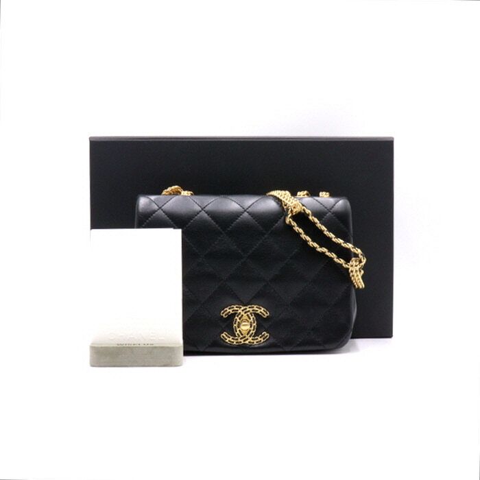 CHANEL Black Lambskin Small Flap Shoulder Bag with Gold Chain CC Logo AA36066