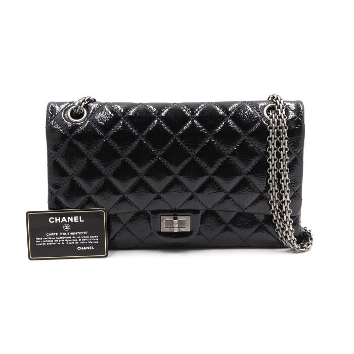 CHANEL Vintage Large Chain Shoulder Bag in Black Patent Gloss 2.55 A37587