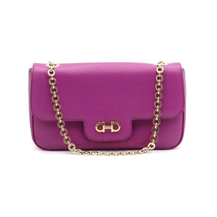 Salvatore Ferragamo Luciana Gold Chain Shoulder Bag 21 B723