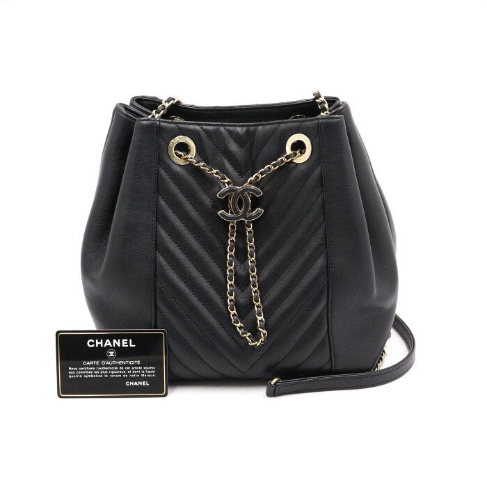 CHANEL Chevron Calfskin Drawstring Bucket Shoulder Bag with Chain - AS0263