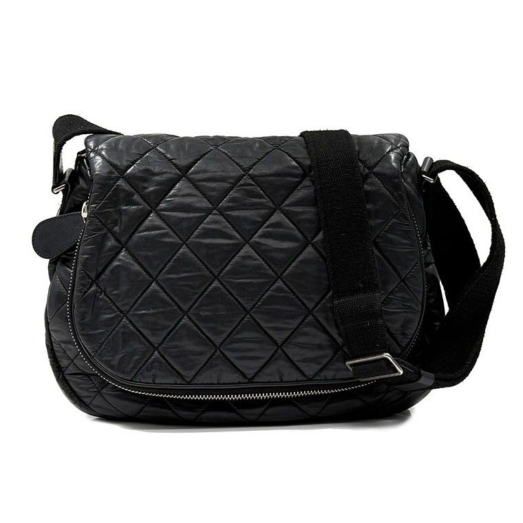 CHANEL Coco Cocoon Messenger Crossbody Bag 40725063