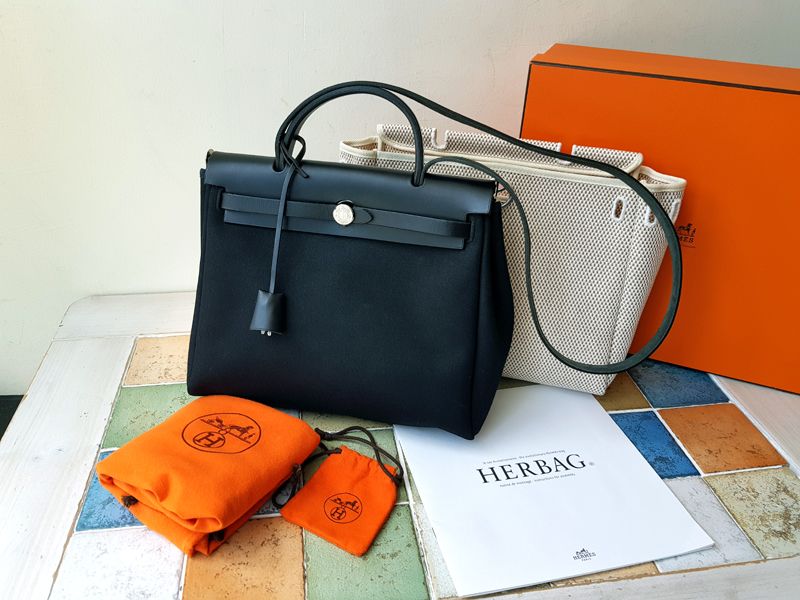 Hermes Shoulder Bag - Erback PM 31 Size