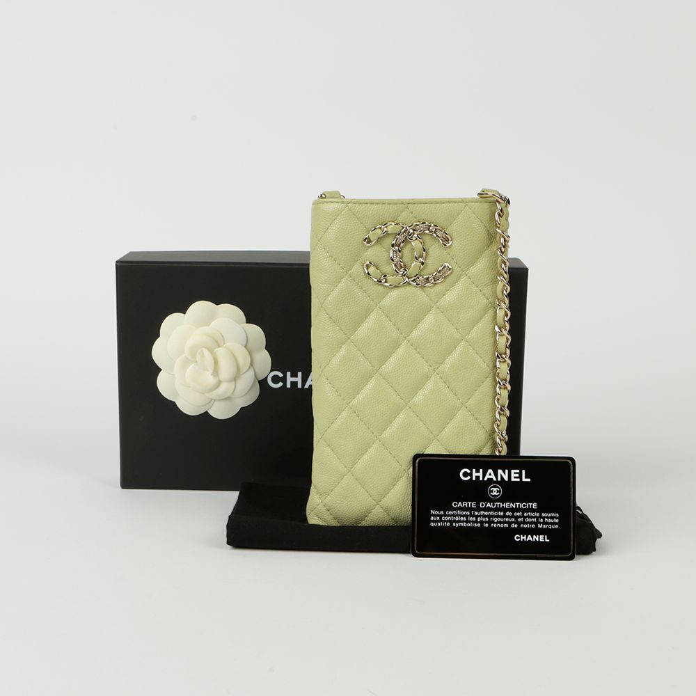 CHANEL Caviar Skin CC Logo Phone Holder Crossbody - AP1836