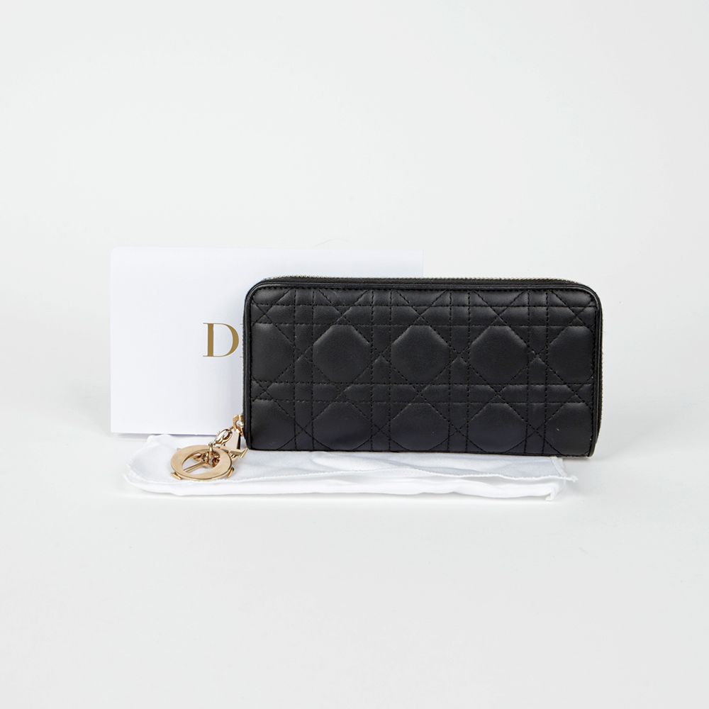 Dior Lady Long Wallet S0007ONMJ