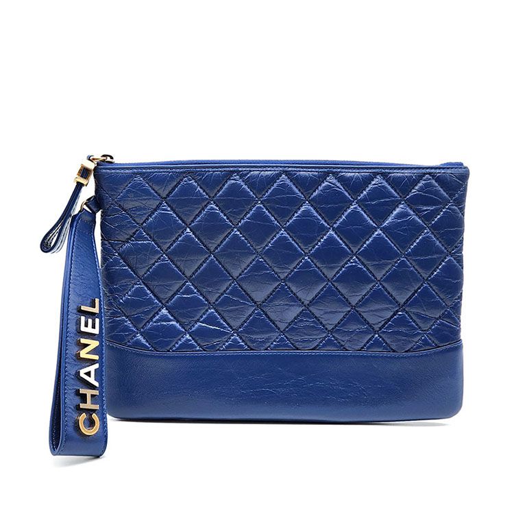 CHANEL Strap Clutch Newmium L425589