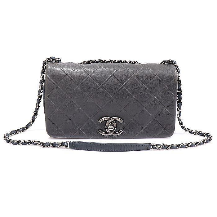 CHANEL Quilted Leather New Chic Flap Medium Shoulder Bag (SKU: A66403)