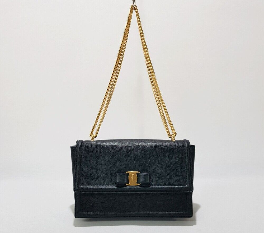 Salvatore Ferragamo Chain Shoulder Bag Chigny