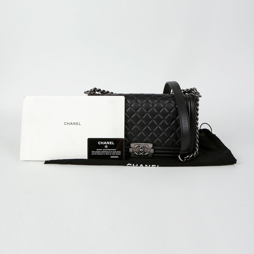 CHANEL Medium Shoulder Crossbody Bag A67086 - SKU: A67086