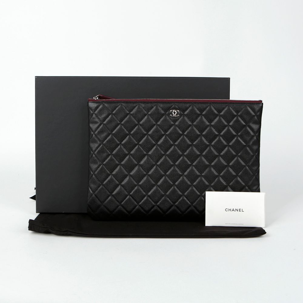 CHANEL Classic Large Clutch A82552