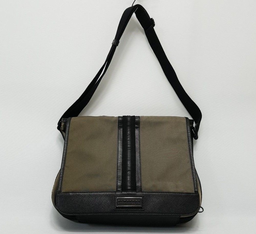 Burberry Men's Big Crossbody Bag SKU123