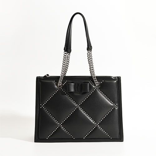 Salvatore Ferragamo Women's Shoulder Bag (Black) - 755000