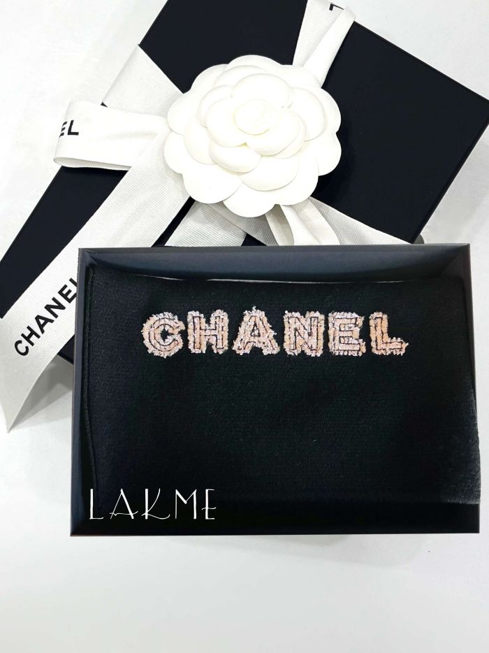CHANEL Cashmere Women's Muffler (Black) AA8602