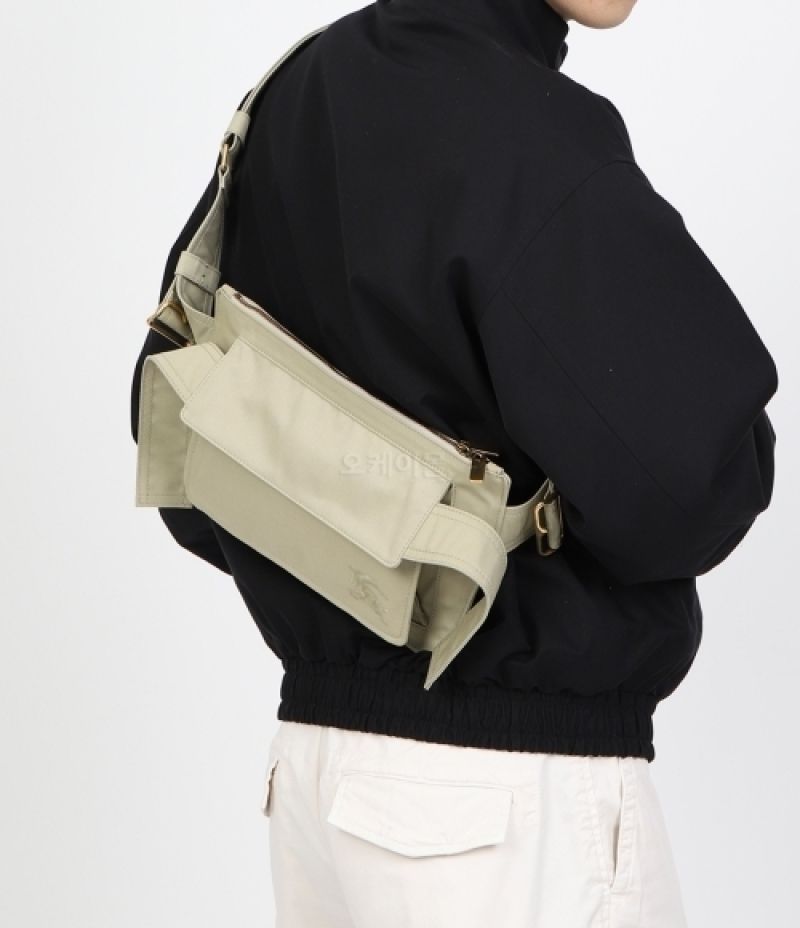 Burberry Trench Belt Bag 8080636