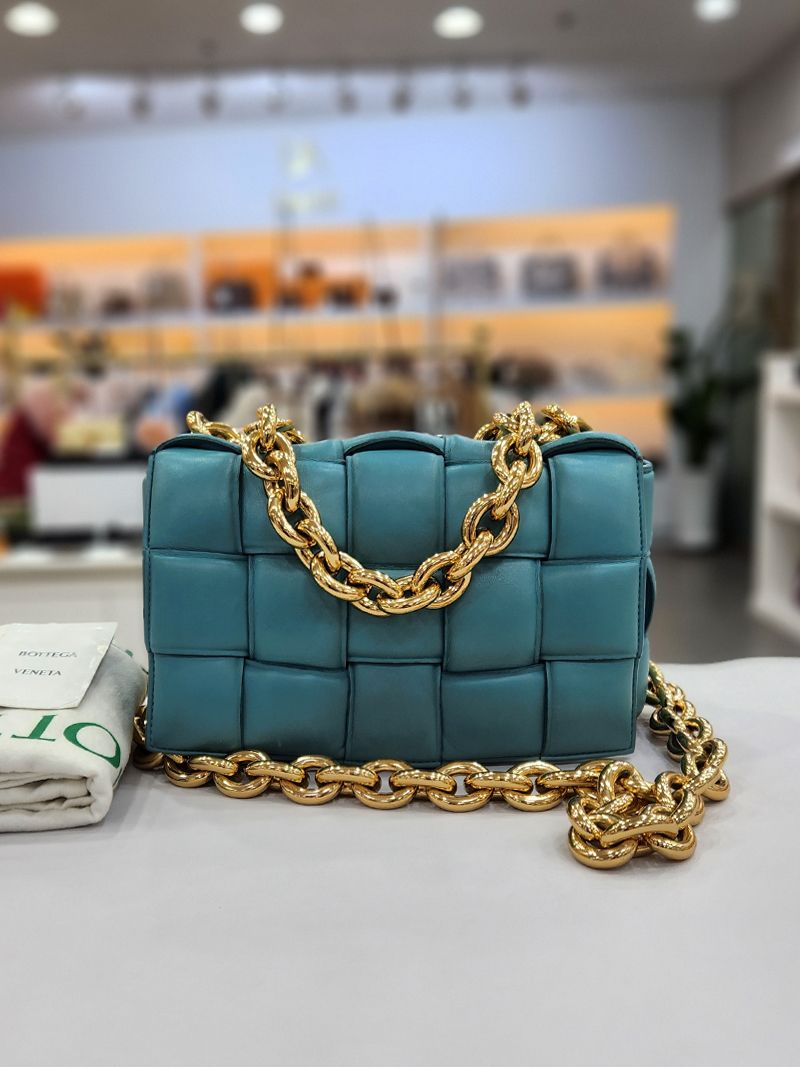 Bottega Veneta Padded Chain Cassette Bag 631421