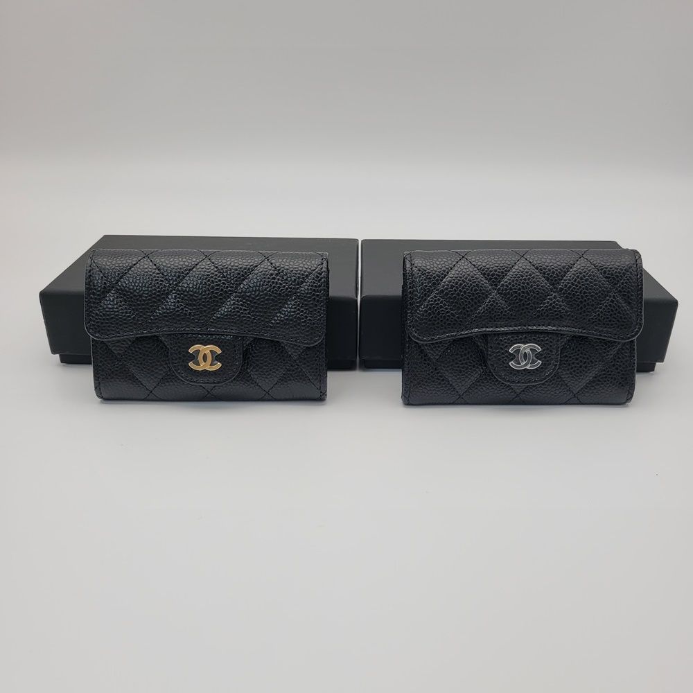 CHANEL Classic Card Wallet with CC Logo Black (SKU: 123456)