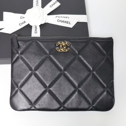 CHANEL Medium Black Clutch Bag Pouch AP0951
