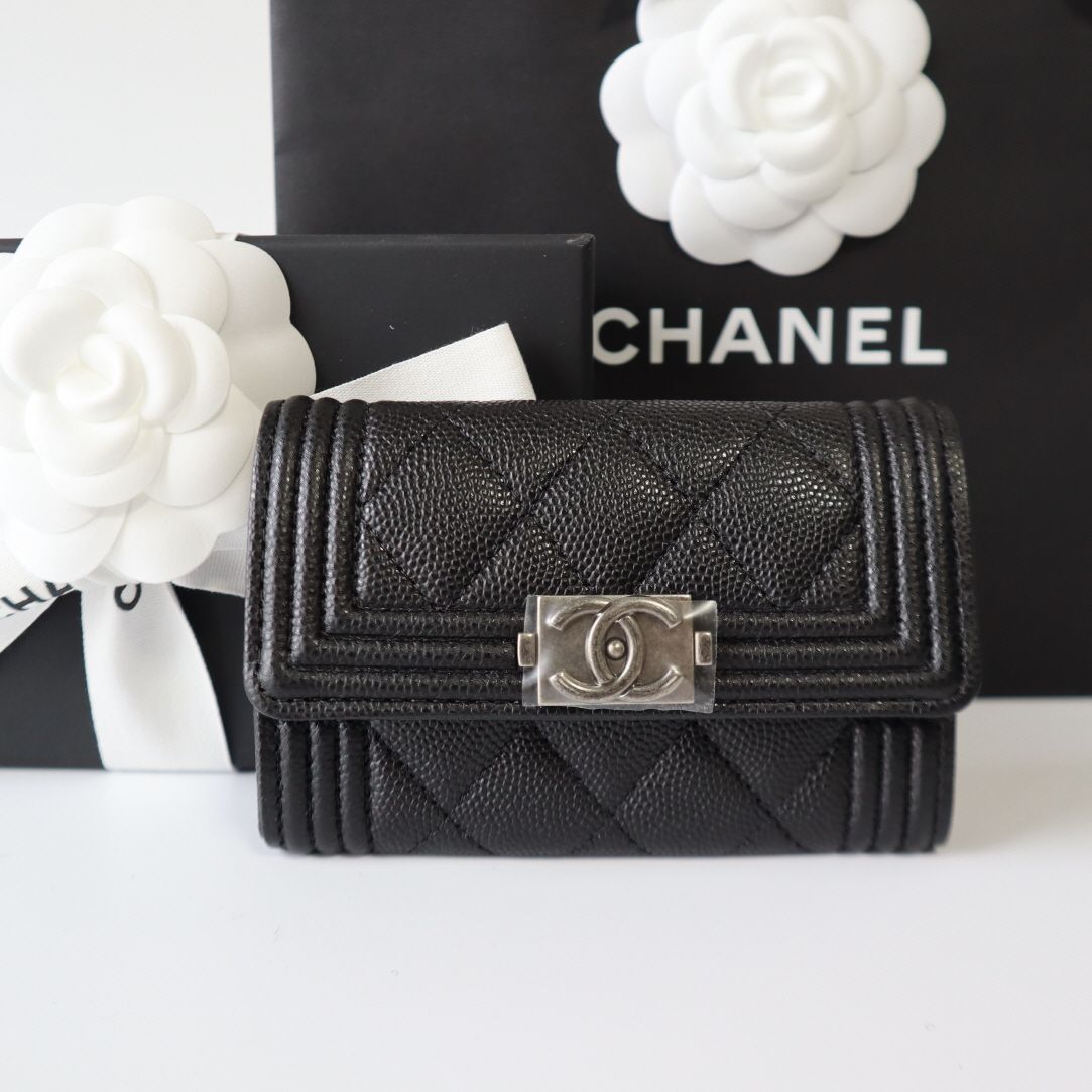 CHANEL Black Caviar Boy Coin Card Wallet Vintage Logo A80603