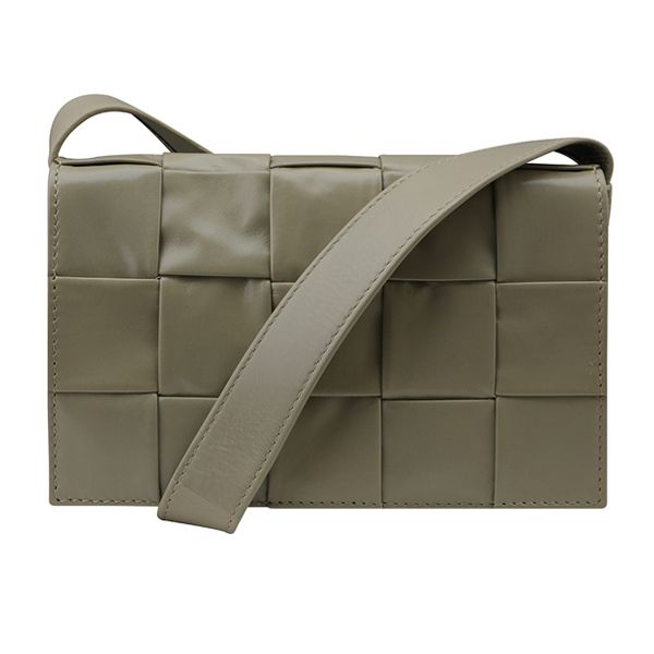 Bottega Veneta Small Traveler Cassette Bag 23SS 717587 VCQ71
