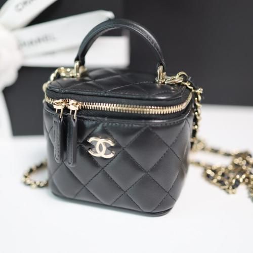 CHANEL Classic Top Handle Vanity Bag Mini Bag WOC AP2198 - 24 Years Latest