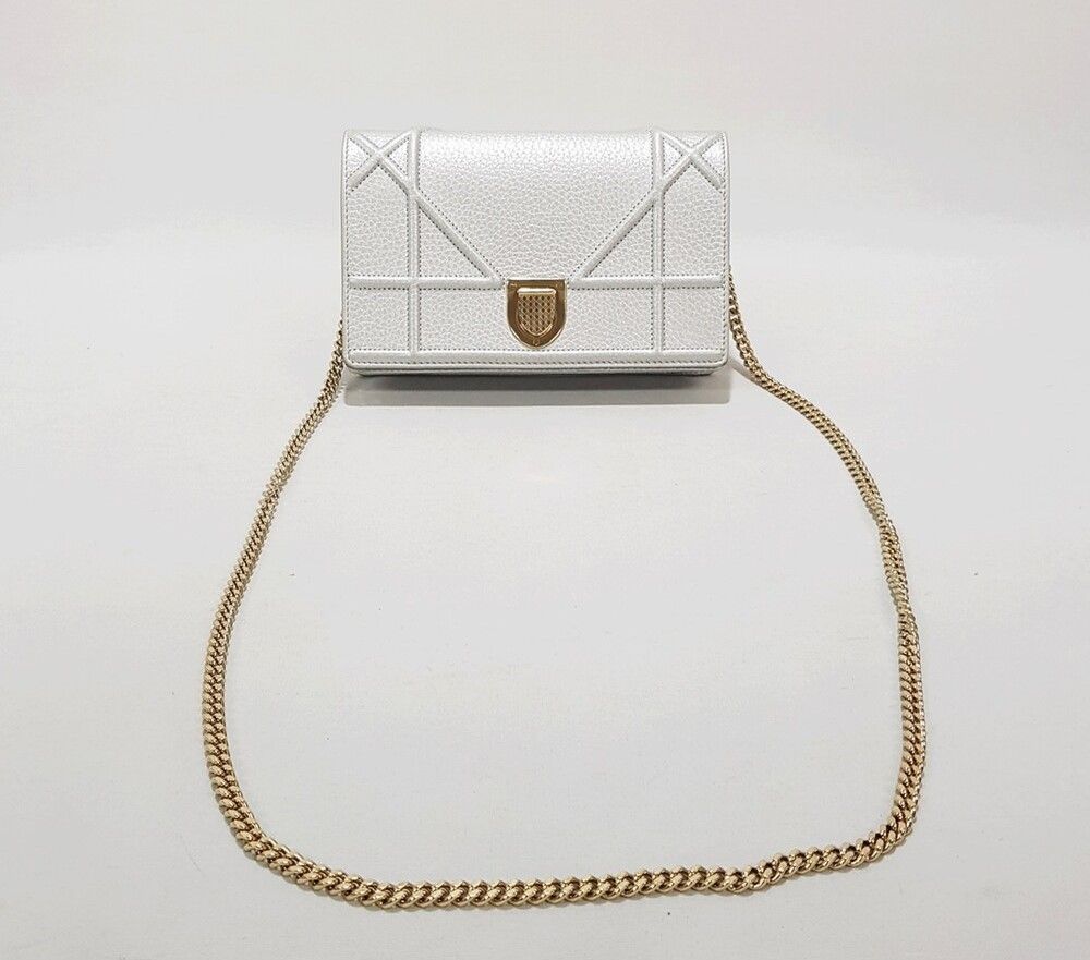 Dior Chain Crossbody Bag - Lama (SKU: 102478)