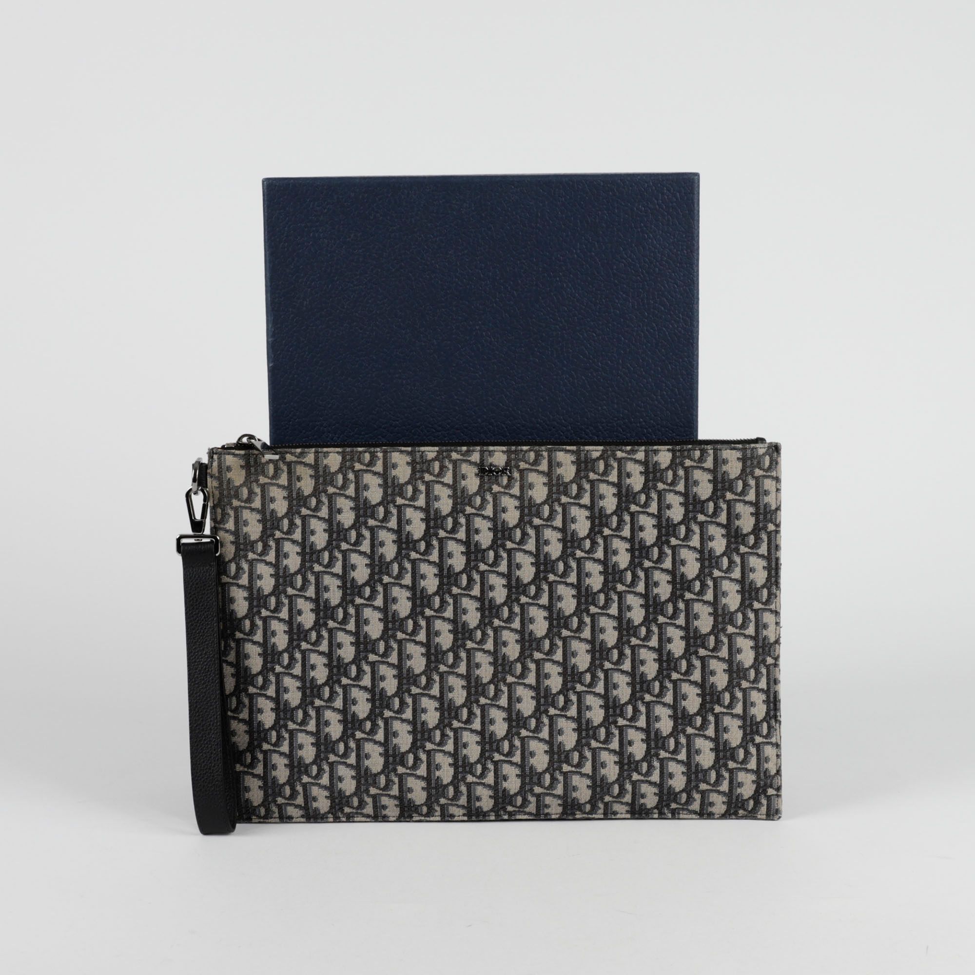Dior A4 Strap Pouch - 2ESCA339YSE