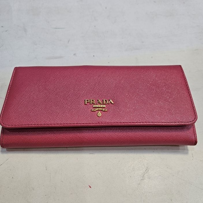 Prada Pink Safiano Wallet 1MH132